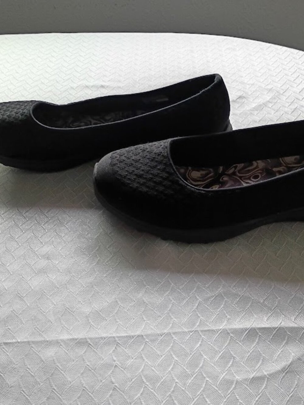 Skechers Women's Black Wide Fit LIKE NEW Ballet Flats Size 10 - Picture 3 of 7